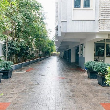Hotel Athome , Whitefields, Kondapur Hyderabad Exterior foto